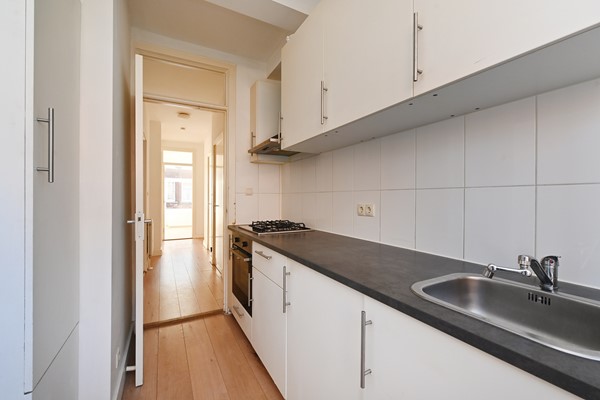 Medium property photo - Velpsestraat 107, 2573 SG Den Haag
